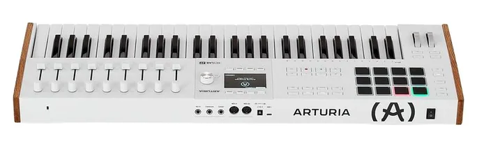 Arturia KeyLab 49 mk3 White, pads et faders, photo 4