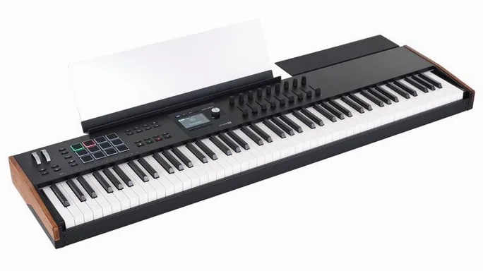 Arturia KeyLab 88 mk3 Black, vue de profil, photo 2