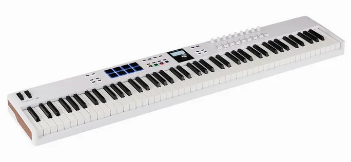Arturia KeyLab Essential 88 mk3 White, vue de profil, photo 2