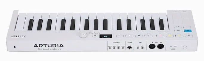 Arturia KeyStep mk2, vue de profil, photo 4