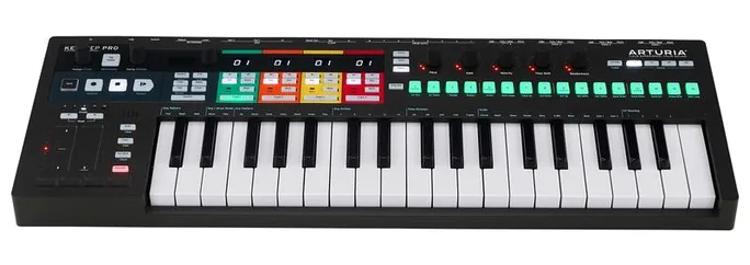 Arturia Keystep Pro Black Edition, pads et faders, photo 2