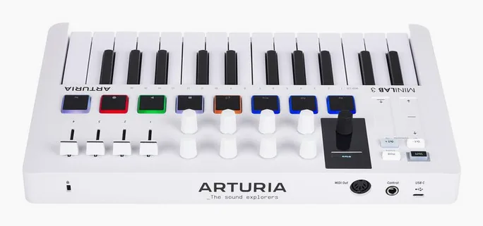 Arturia MiniLab 3 White, pads et faders, photo 4