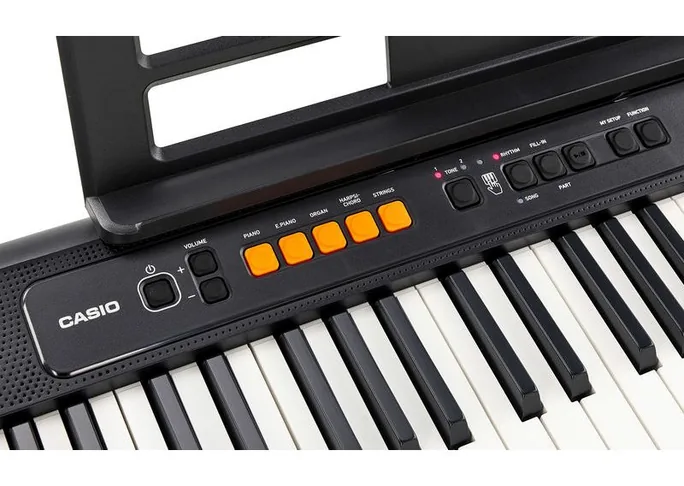 Casio CT-S100, vue de face, photo 4