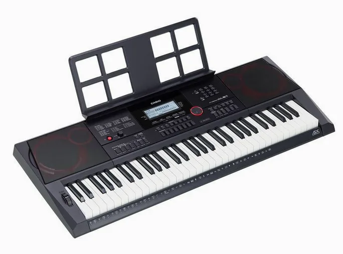 Casio CT-X3000, vue de trois quarts, photo 3