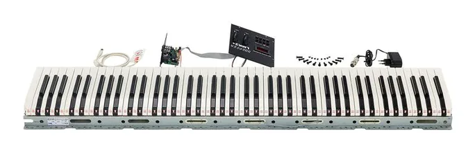 Doepfer LMK2+ 88 GH without Case, vue de trois quarts, photo 4