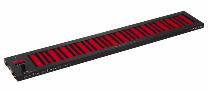 Haken Audio Slim Continuum 70s8x, vue de profil, photo 2