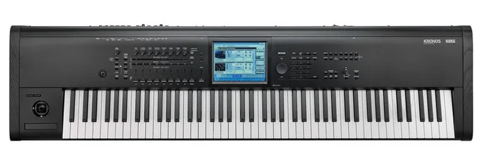 Korg Kronos 88, vue de trois quarts, photo 4