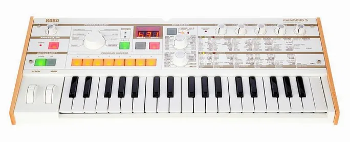 Korg microKORG S, face arrière, photo 3
