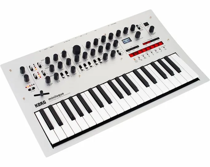 Korg Minilogue, molettes, photo 3