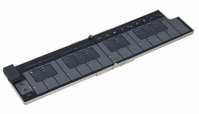 Korg nanoKEY Fold Sand Beige, vue de profil, photo 2