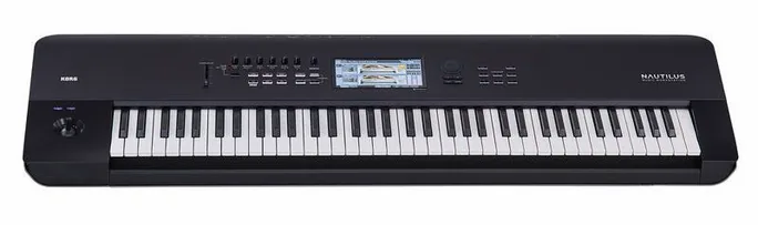 Korg Nautilus 73, vue de trois quarts, photo 2
