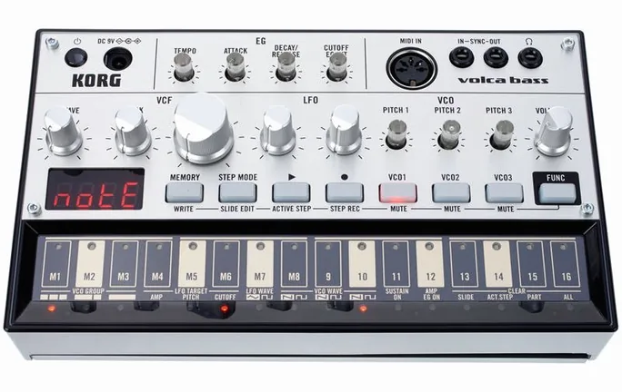 Korg Volca Bass, potentiomètres, photo 2