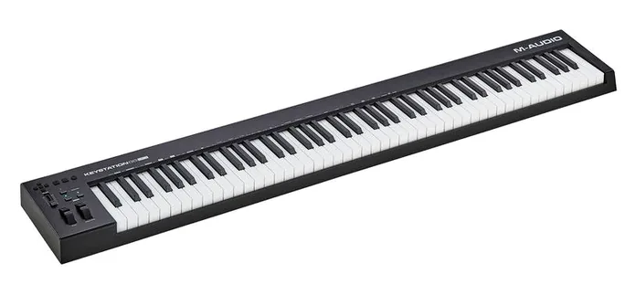 M-Audio Keystation 88 MK3, pads et faders, photo 2