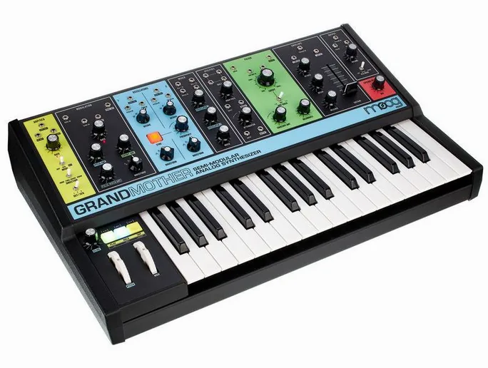 Moog Grandmother, vue de profil, photo 3