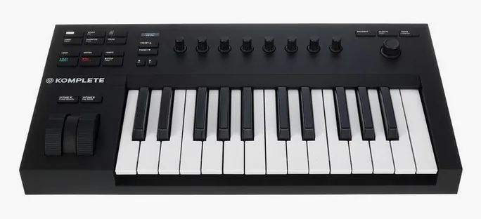 Native Instruments Komplete Kontrol A25, pads et faders, photo 2