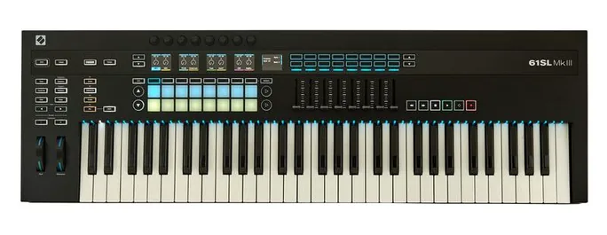 Novation 61SL MKIII, molettes, photo 4