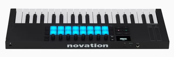 Novation Launchkey Mini 37 MK4, vue de profil, photo 4