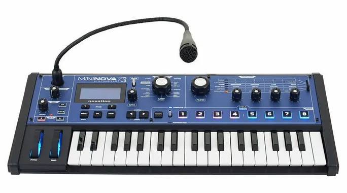 Novation MiniNova, vue de dessus, photo 2