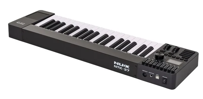 Nux NTK-37, pads et faders, photo 4