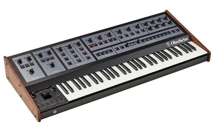 Oberheim OB-X8, molettes, photo 3