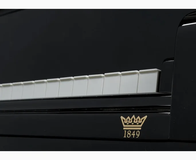 Seiler 170 Professional Grand Piano, vue de profil, photo 4