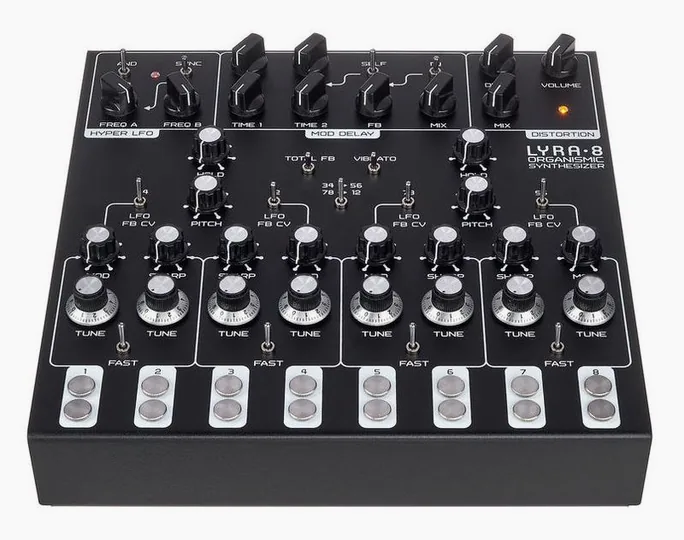 SOMA Lyra-8 Black Beast, vue de trois quarts, photo 2