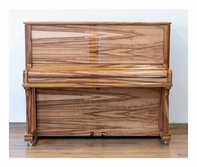 Steinway & Sons V-125 Amberwood, pédales, photo 3