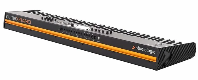 Studiologic Numa X Piano 88, vue de trois quarts, photo 4