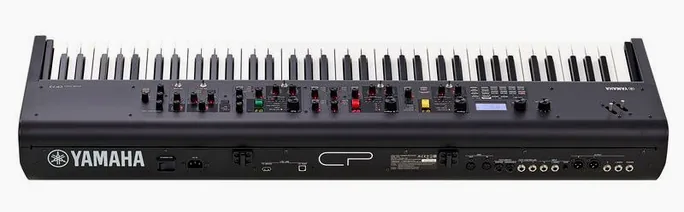 Yamaha CP73, vue de profil, photo 4