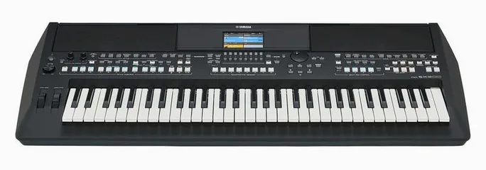 Yamaha PSR-SX600, vue de face, photo 2