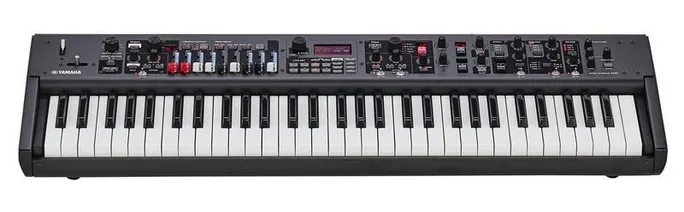 Yamaha YC61, vue de trois quarts, photo 2